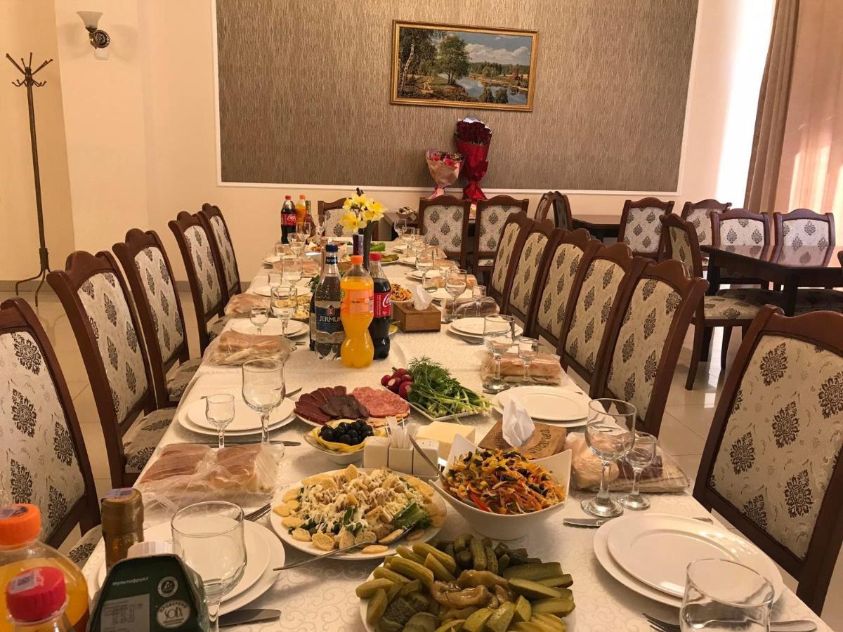 Hotel Mthnadzor Goris Zewnętrze zdjęcie